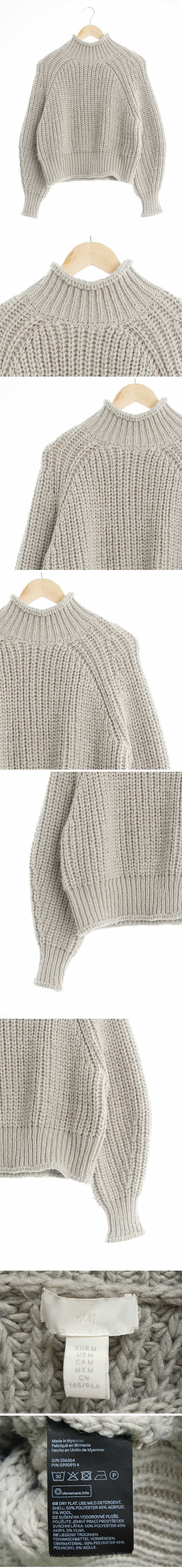 h&m 라이트카키 울혼방 터틀넥크롭스웨터