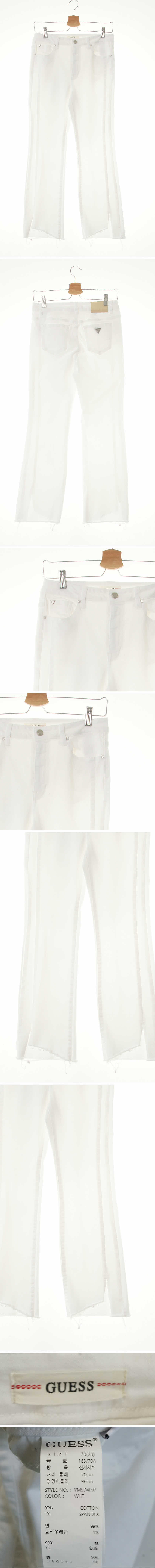 Guess 언발커팅트임부츠컷진 Guess 화이트 데님 언발커팅트임부츠컷진