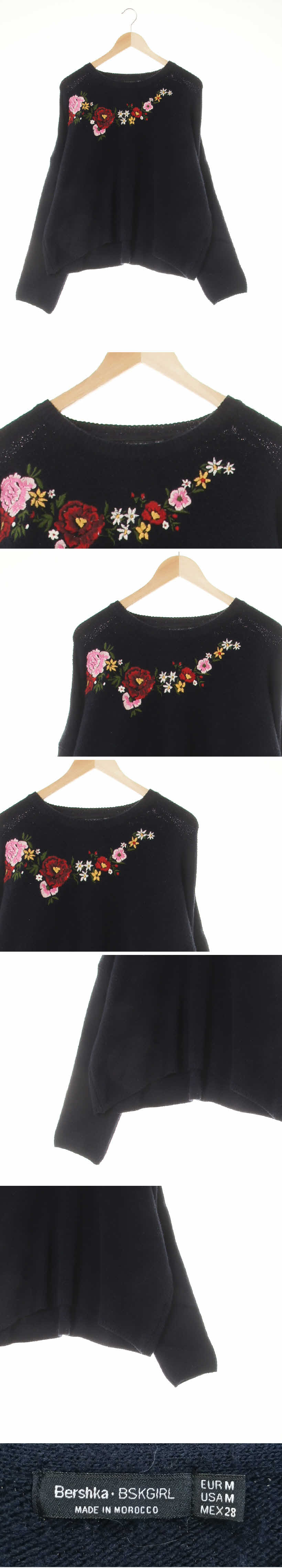 bershka 드롭숄더크롭스웨터 bershka 네이비 플라워자수패턴 드롭숄더크롭스웨터