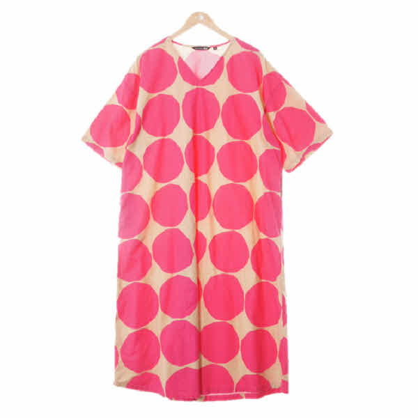 유니클로marimeKKO 다크샌드베이지핫핑크 오버도트 린넨혼방 브이넥반팔롱원피스