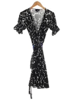 justcavalli 블랙 크랙패턴 소매셔링반팔랩원피스