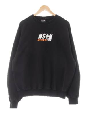 NStk 블랙 프린팅 면 텍스트루즈맨투맨