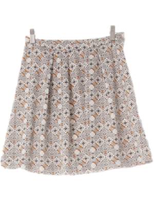 h&m 화이트 다이아세모패턴 배색문양핀턱미니스커트