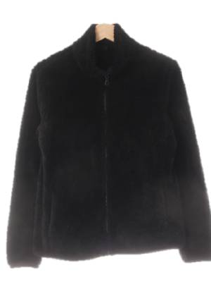 유니클로 블랙 하이넥쉘파집업