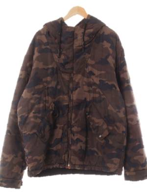 bershka 다크어스그린올리브드랩그린 카모 하이넥밀리터리패딩자켓